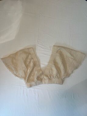 Light Beige Flutter Sleeve Crop Top